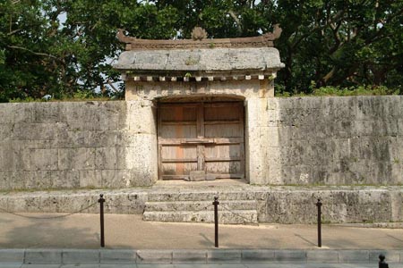 琉球王国的城边遗址及相关建筑