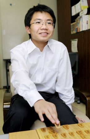 14岁上海男孩成日本将棋专业协会海外第一人