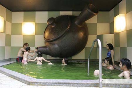 日本另类温泉之乡疗养胜地“箱根” 品味咖啡红酒和绿茶