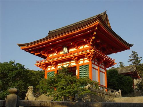 日本自杀者青睐的自杀地——清水寺舞台