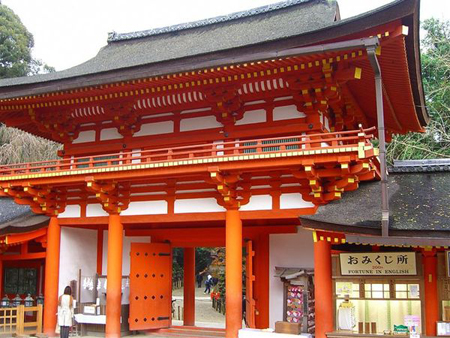 日本奈良公园内的神社 春日大社