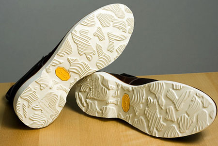 visvim最新2010秋季袋鼠皮靴款细节赏