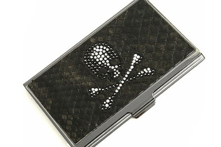 日本暗黑潮牌Roen推出Swarovski水钻蛇皮骷髅名片盒