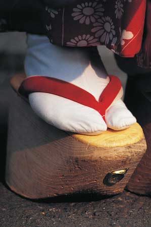 日本京都惊叹艺妓舞动的身影