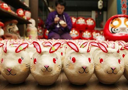 日式可爱小兔子不倒翁