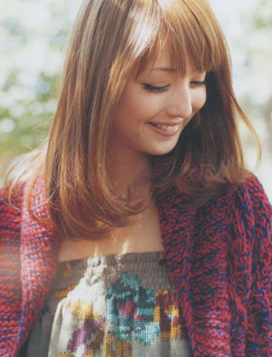 佐佐木希《天使之恋》电影写真 大胆秀裸背