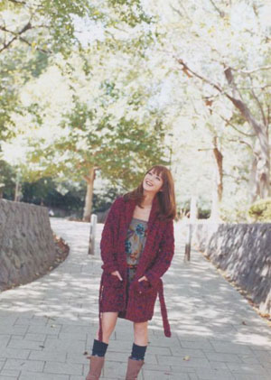 佐佐木希《天使之恋》电影写真 大胆秀裸背