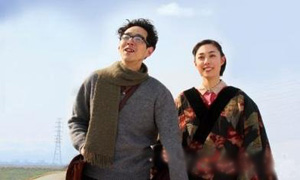 鬼太郎从漫画《怪怪怪的妻子》格子中飞出来！