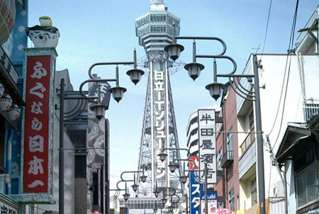 日本通往“天堂”的塔通天阁