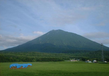 日本百名山之一 羊蹄山