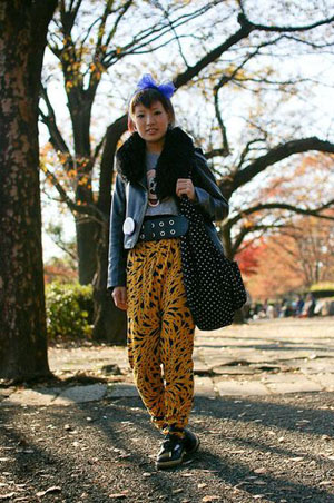 日本街拍 可爱少女装扮拼人气