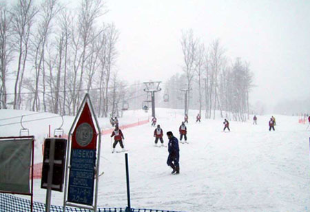 北海道二世古东山滑雪场