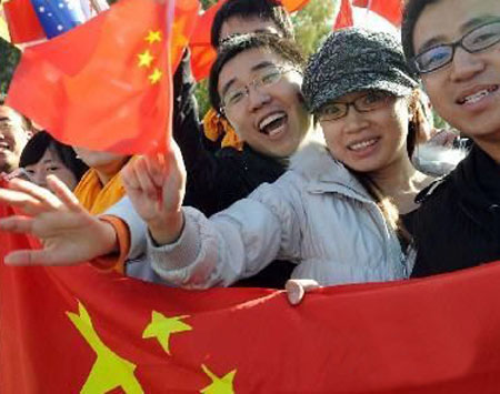 最新统计报告显示中国赴日留学生人数首超8万