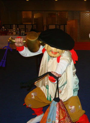 日本传统之旅 观看太鼓和财神表演