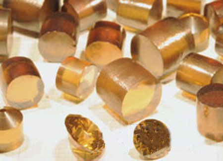 日本成功合成直径1厘米的全球最硬钻石