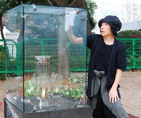 老人为阪神大地震纪念瓦斯灯打扫10年 名字将刻上纪念碑