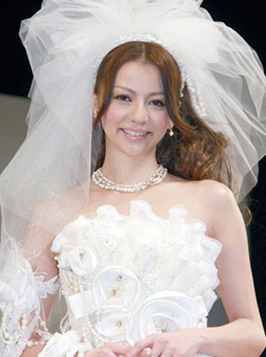 香里奈担任婚纱设计师兼代言 日本通 香里奈担任婚纱设计师兼代言 日本通