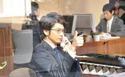 柴崎幸向井理联手助阵cm 日本通 柴崎幸向井理联手助阵cm 日本通