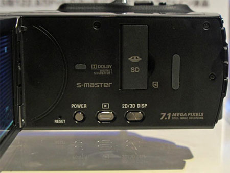 索尼公司发布新款3D Handycam 摄像机“HDR-TD10”