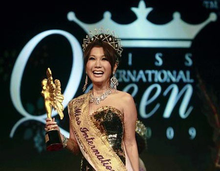 传说中世界最美的伪娘 日本明星春菜爱