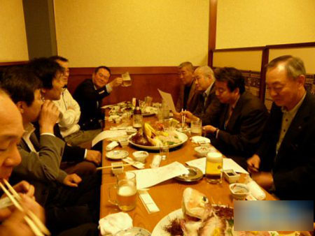 日本：吃不饱的饭局文化