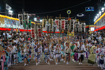 日本人祭奠先人的日子——盂兰盆节