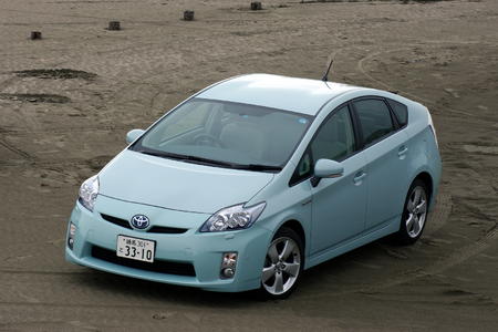 日本2010年新车销量榜 丰田位居首位