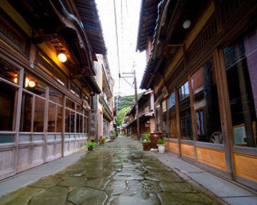 日本第一座有形文化遗产的灯塔 美保关