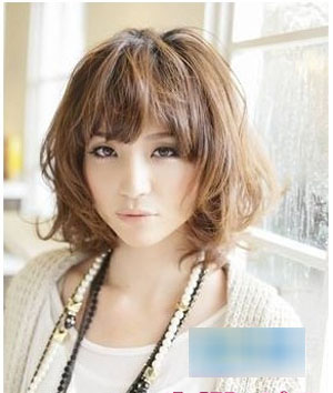 日系发型打造聚会焦点