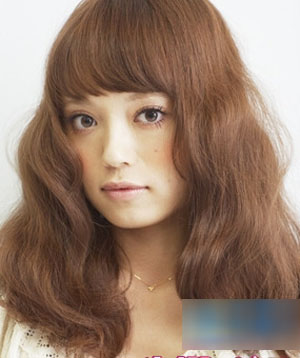 日系发型打造聚会焦点