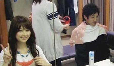 日本足球队背后的女人们 日本通