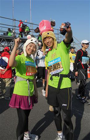 东京马拉松圆满落幕  导入慈善制度让更多人参与