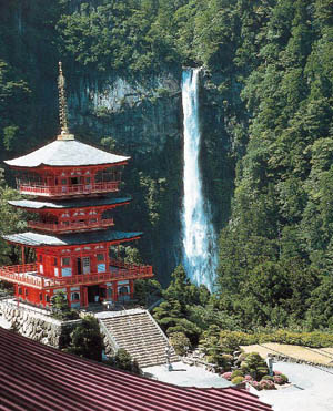 日本那智瀑布“神水”的传说由来