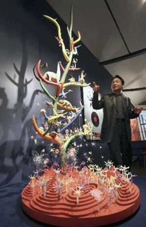 冈本太郎纪念馆展示20比1比例的“生命之树”