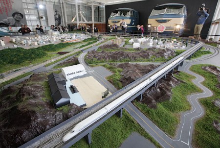 嵯峨野站设置日本最大立体铁路模型