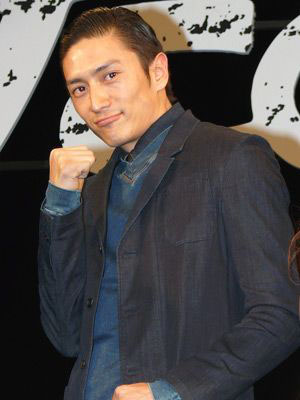 脂肪含量3% ——伊势谷友介用生命在演戏