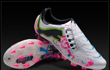 Puma的两款足球鞋—设计灵感来自日本文化