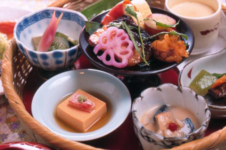 日本卓袱料理图片