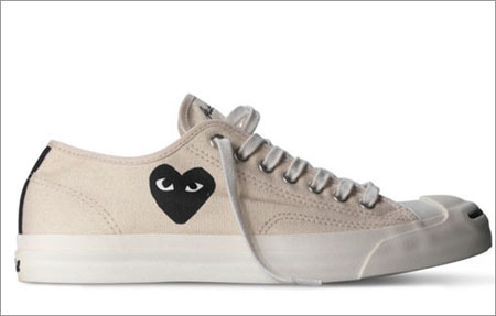 COMME des GARCONS 携手运动品牌推出2011经典鞋款