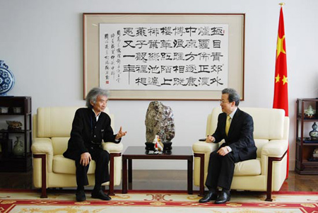 重返舞台的日本著名指挥家小泽征尔9月中国公演