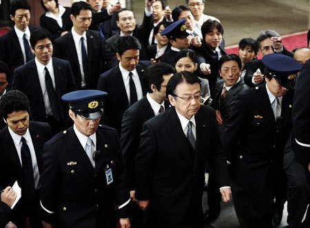 《要人警护官》地震后首映 夺冠日本票房