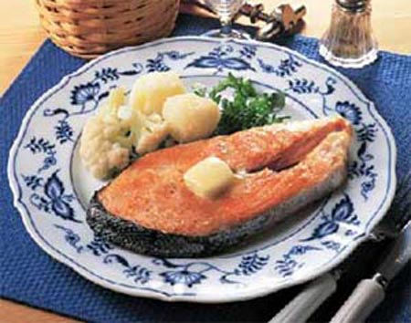 日本孩子早餐 量少品种多且餐餐有鱼