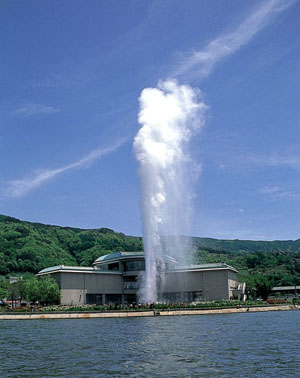 寻觅天龙川的源头  拜访奇特的诹访湖