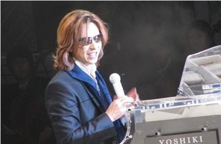YOSHIKI水晶钢琴结束拍卖 以1100万日元成交