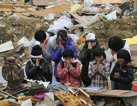 日本“3•11”地震一月祭 日本举国哀悼