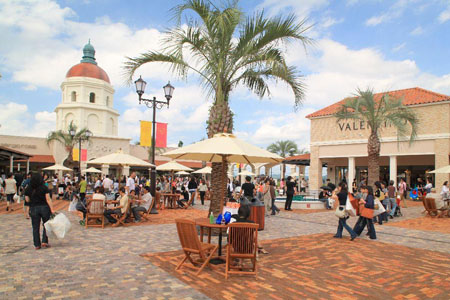 关西的时尚中心——神户三田Premium OUTLETS