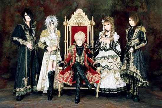 视觉乐队Versailles诠释吸血鬼故事 专辑延续热门神话