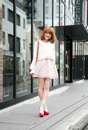 清爽夏日 街拍日本少女的清新甜美装扮