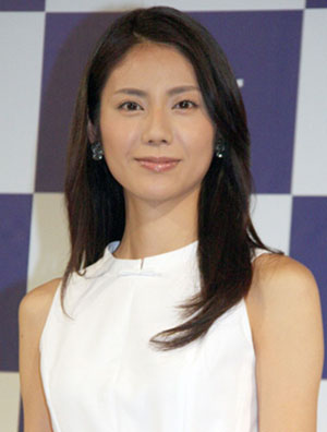 松下奈绪出席发布会不忘宣传代言品 笑谈“鬼太郎效应”