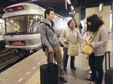 日本仙后座号列车灾后首次抵达札幌